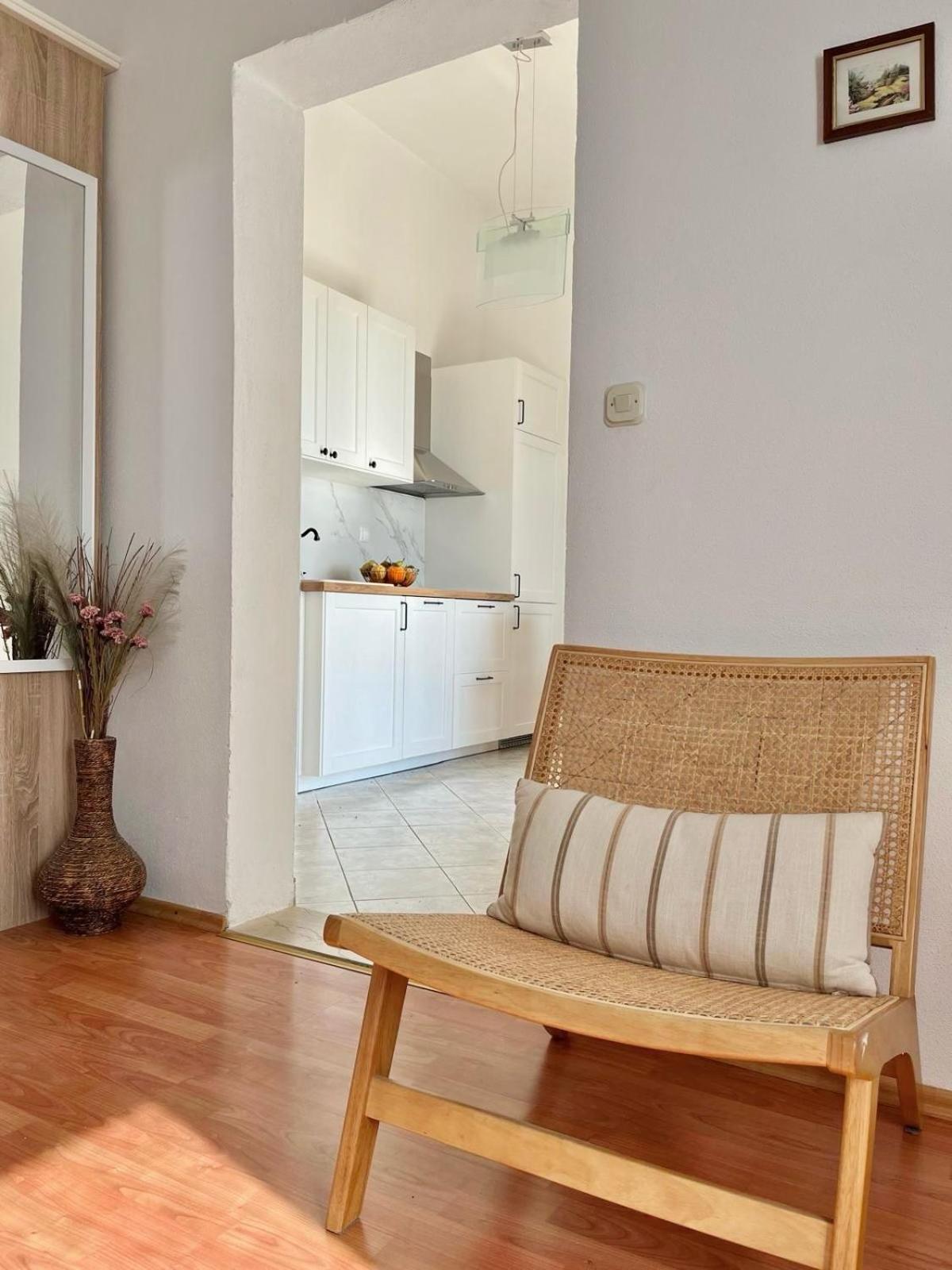 Apartments Curnic Jesenice  Exterior photo